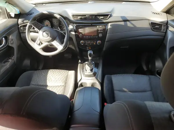 JN8AT2MV6HW275690 2017 NISSAN ROGUE - Image 8