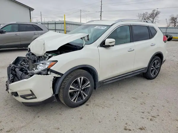 JN8AT2MV6HW275902 2017 NISSAN ROGUE - Image 1