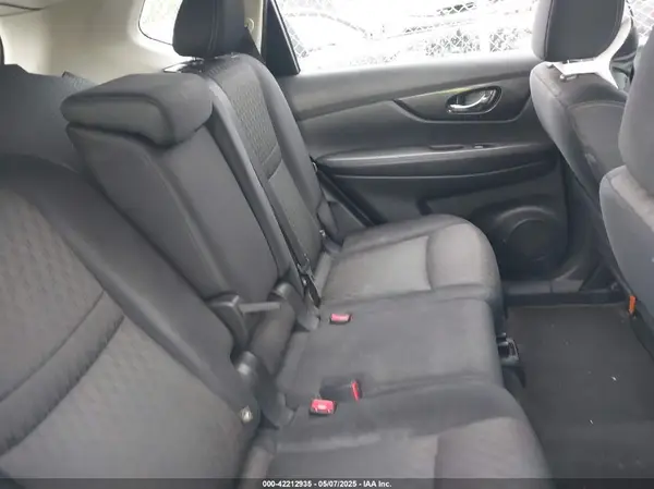 JN8AT2MV6HW278654 2017 NISSAN ROGUE - Image 8