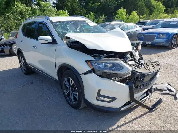 JN8AT2MV6HW281764 2017 NISSAN ROGUE - Image 1