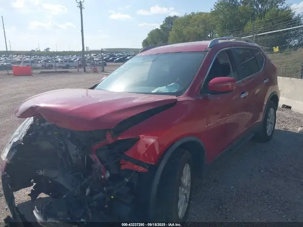 JN8AT2MV6HW281800 2017 NISSAN ROGUE - Image 2
