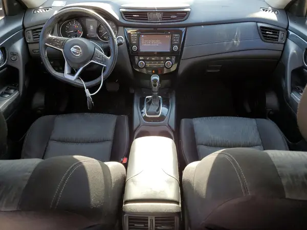 JN8AT2MV6HW282512 2017 NISSAN ROGUE - Image 8