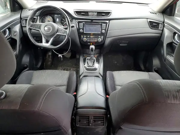 JN8AT2MV6HW282686 2017 NISSAN ROGUE - Image 8