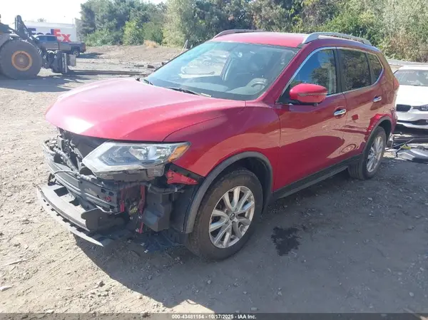 JN8AT2MV6HW283935 2017 NISSAN ROGUE - Image 2