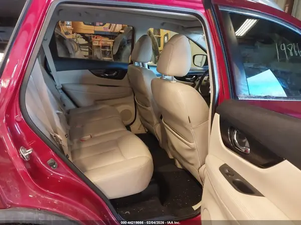 JN8AT2MV6HW285474 2017 NISSAN ROGUE - Image 8