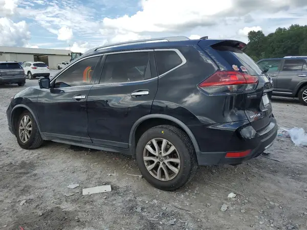 JN8AT2MV6JW301288 2018 NISSAN ROGUE - Image 2