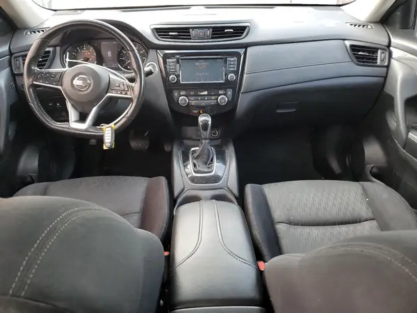 JN8AT2MV6JW301288 2018 NISSAN ROGUE - Image 8