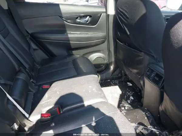 JN8AT2MV6JW301405 2018 NISSAN ROGUE - Image 8