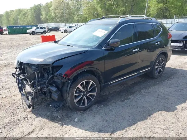 JN8AT2MV6JW302831 2018 NISSAN ROGUE - Image 2