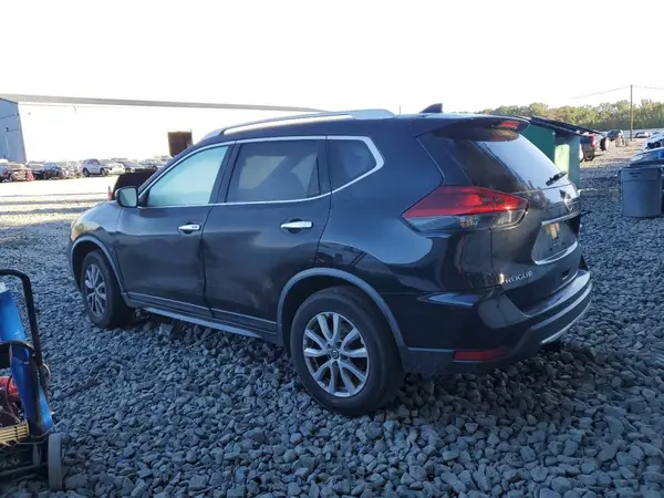 JN8AT2MV6JW304773 2018 NISSAN ROGUE - Image 2