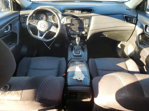 JN8AT2MV6JW304823 2018 NISSAN ROGUE - Image 8