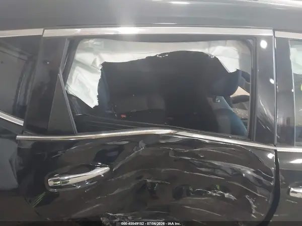 JN8AT2MV6JW306412 2018 NISSAN ROGUE - Image 8
