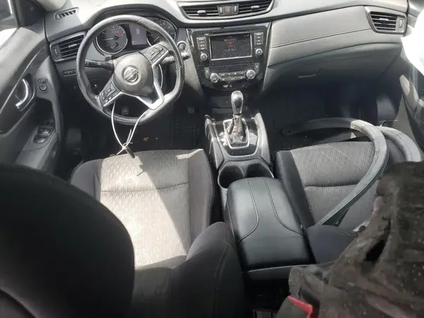 JN8AT2MV6JW313084 2018 NISSAN ROGUE - Image 8