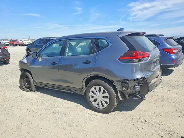 JN8AT2MV6JW313098 2018 NISSAN ROGUE - Image 2