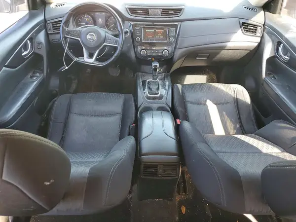 JN8AT2MV6JW314011 2018 NISSAN ROGUE - Image 8