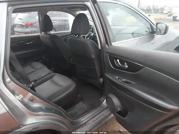 JN8AT2MV6JW314381 2018 NISSAN ROGUE - Image 8