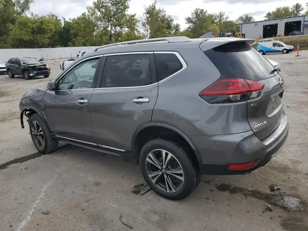 JN8AT2MV6JW317443 2018 NISSAN ROGUE - Image 2