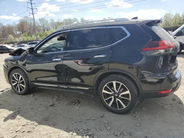 JN8AT2MV6JW317524 2018 NISSAN ROGUE - Image 2