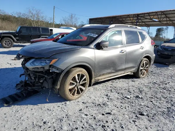 JN8AT2MV6JW324344 2018 NISSAN ROGUE - Image 1