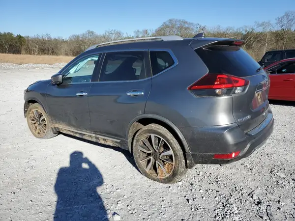 JN8AT2MV6JW324344 2018 NISSAN ROGUE - Image 2