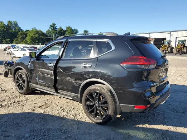JN8AT2MV6JW326188 2018 NISSAN ROGUE - Image 2