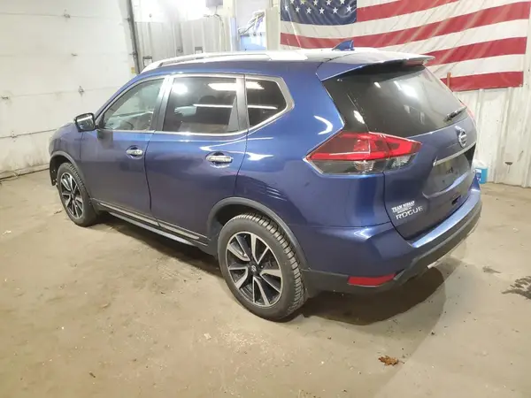 JN8AT2MV6JW327602 2018 NISSAN ROGUE - Image 2
