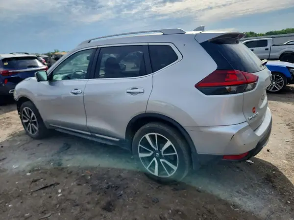 JN8AT2MV6JW328023 2018 NISSAN ROGUE - Image 2
