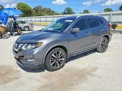 JN8AT2MV6JW329365 2018 NISSAN ROGUE
