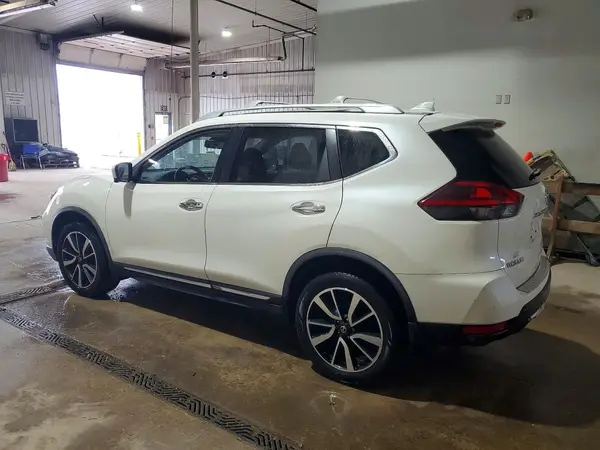 JN8AT2MV6JW330256 2018 NISSAN ROGUE - Image 2