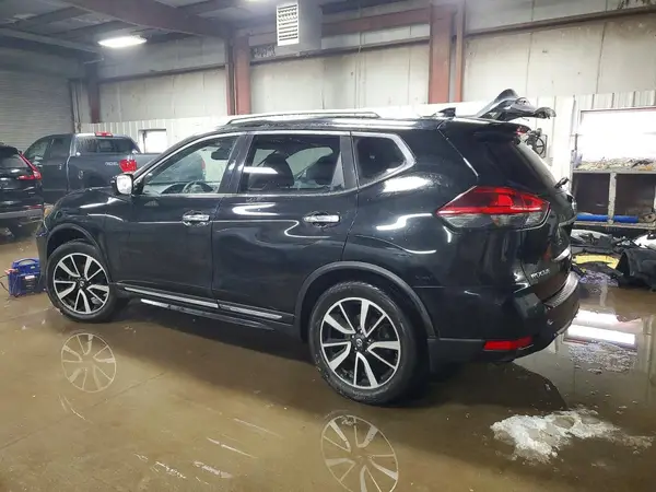 JN8AT2MV6JW344268 2018 NISSAN ROGUE - Image 2
