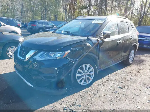 JN8AT2MV6JW344822 2018 NISSAN ROGUE - Image 2