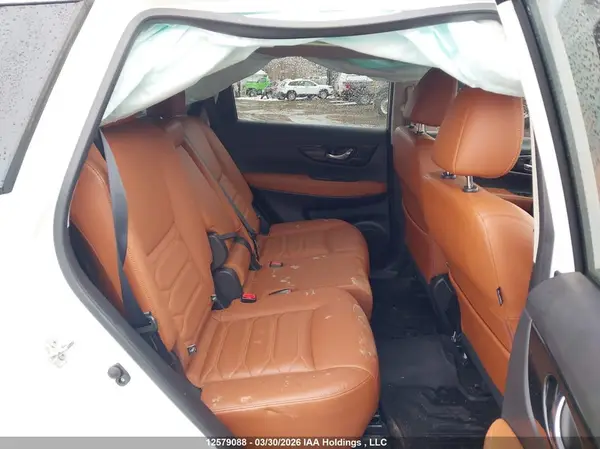 JN8AT2MV6JW351107 2018 NISSAN ROGUE - Image 8