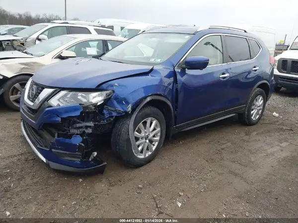 JN8AT2MV6JW351754 2018 NISSAN ROGUE - Image 2
