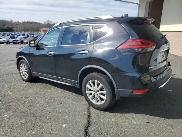 JN8AT2MV6JW353505 2018 NISSAN ROGUE - Image 2