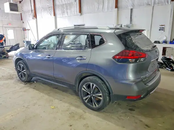 JN8AT2MV6KW371004 2019 NISSAN ROGUE - Image 2