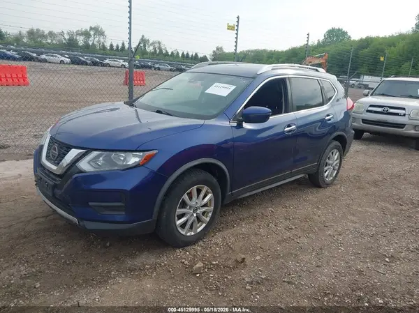 JN8AT2MV6KW373934 2019 NISSAN ROGUE - Image 2