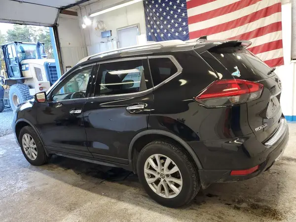 JN8AT2MV6KW376395 2019 NISSAN ROGUE - Image 2