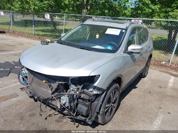 JN8AT2MV6KW380074 2019 NISSAN ROGUE - Image 2