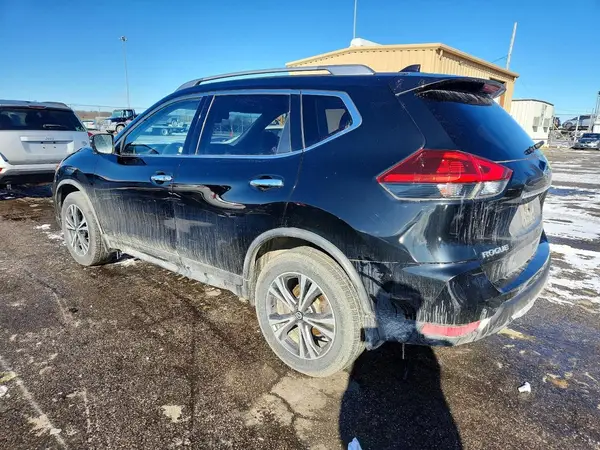 JN8AT2MV6KW380611 2019 NISSAN ROGUE - Image 2
