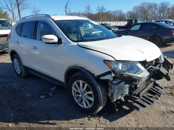 JN8AT2MV6KW381158 2019 NISSAN ROGUE - Image 1