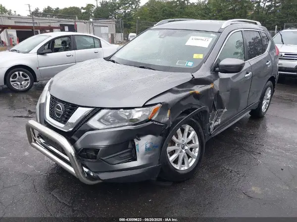 JN8AT2MV6KW384867 2019 NISSAN ROGUE - Image 2