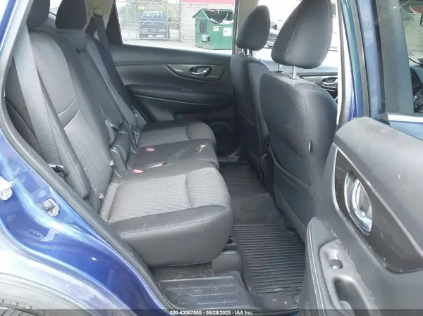 JN8AT2MV6KW388496 2019 NISSAN ROGUE - Image 8