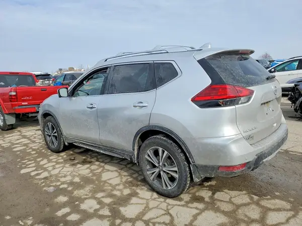 JN8AT2MV6KW390040 2019 NISSAN ROGUE - Image 2