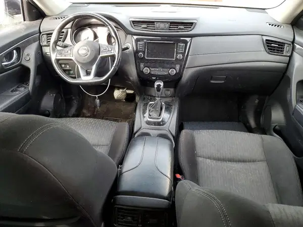 JN8AT2MV6KW390040 2019 NISSAN ROGUE - Image 8