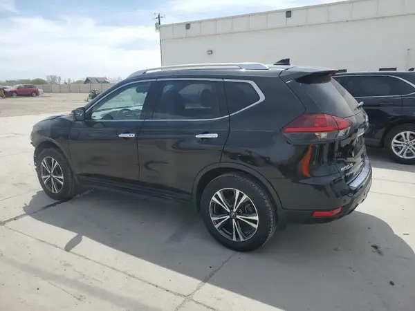 JN8AT2MV6KW396503 2019 NISSAN ROGUE - Image 2
