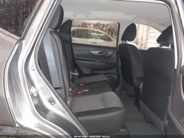 JN8AT2MV6KW398042 2019 NISSAN ROGUE - Image 8