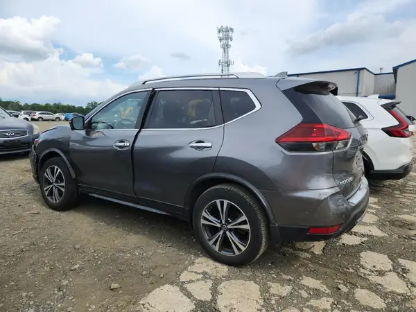 JN8AT2MV6KW399983 2019 NISSAN ROGUE - Image 2