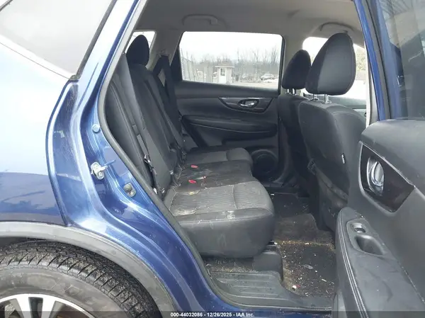 JN8AT2MV6KW401361 2019 NISSAN ROGUE - Image 8