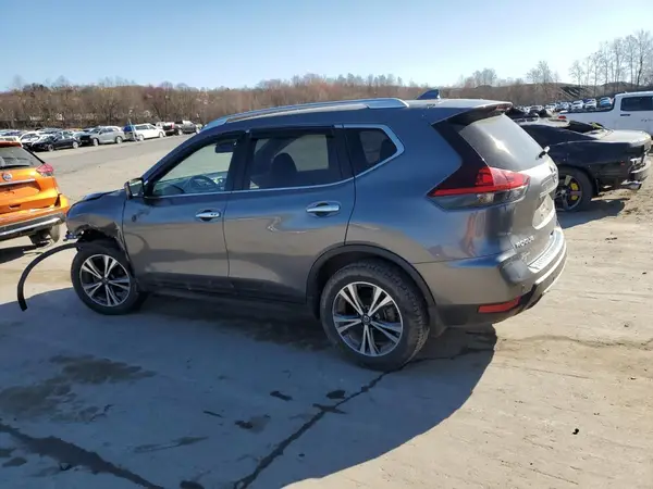 JN8AT2MV6KW401800 2019 NISSAN ROGUE - Image 2