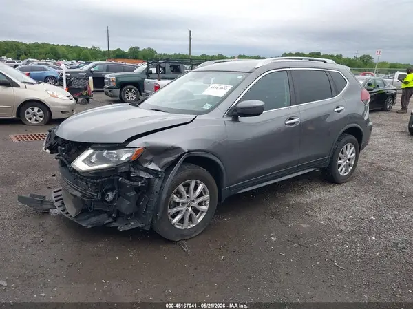 JN8AT2MV6LW101871 2020 NISSAN ROGUE - Image 2